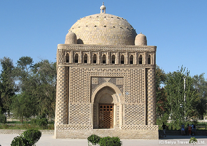 中央アジア最古のイスラム建築イスマイル・サマニ廟（ブハラ）